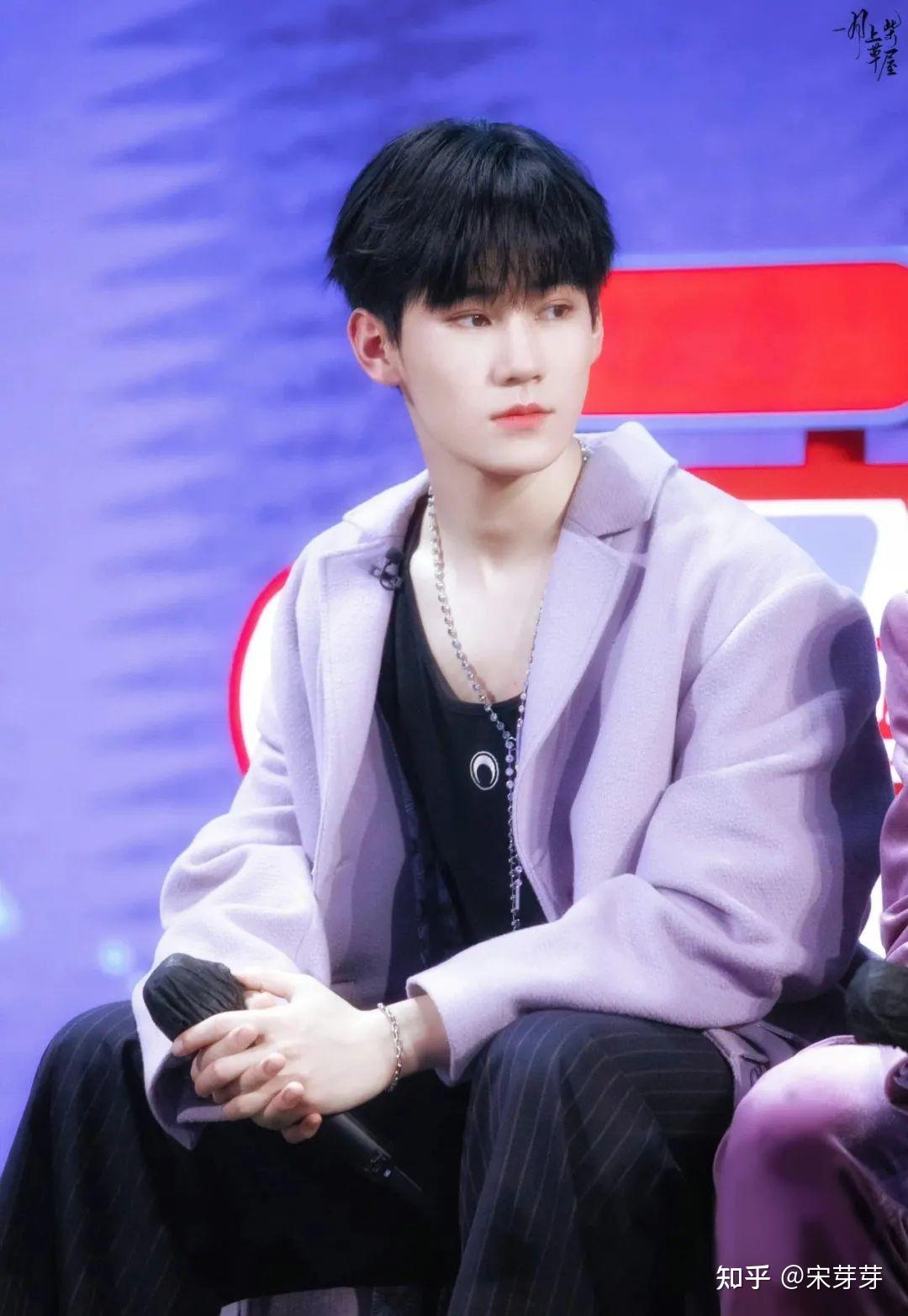 能分享一些tnt七个人的帅照吗