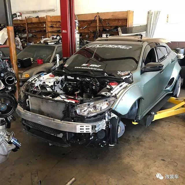 两厢思域才是真的帅不仅改装宽体还移植200多匹的引擎