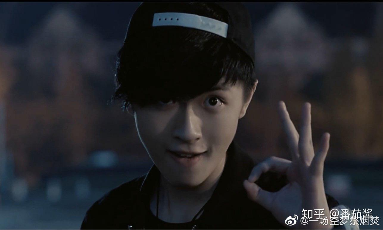 张逸杰是整容了吗