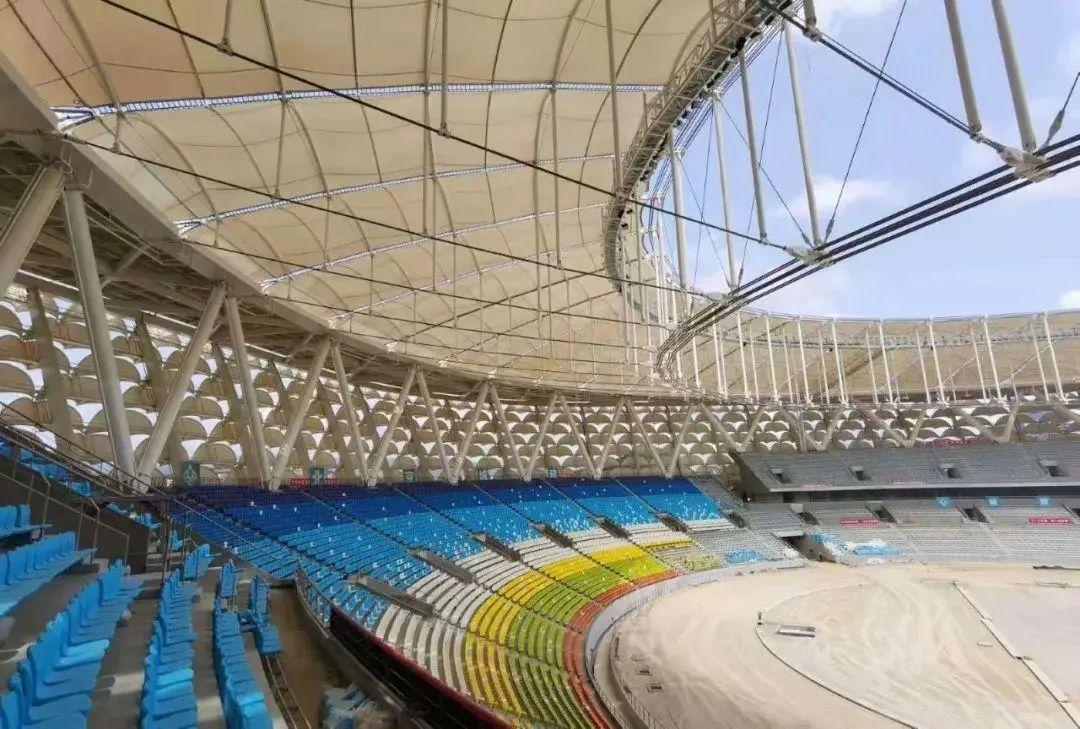 三亚市体育中心首次采用碳纤维拉索