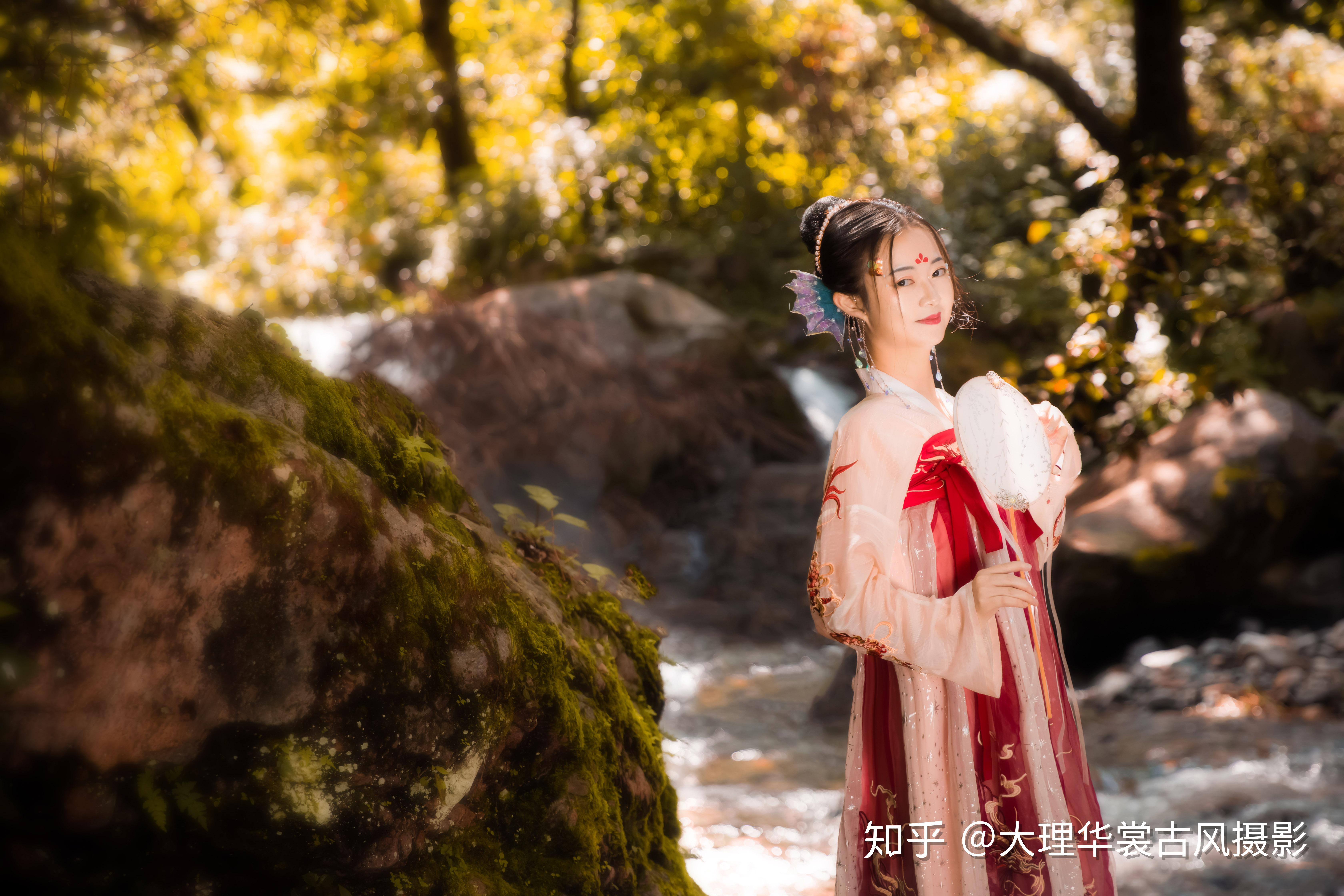 出门时还是女神,1小时后突变女汉子【大理华裳古风摄影】 - 知乎