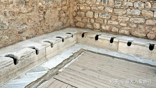 1900年前的古罗马厕所很高级:冬天奴隶主用时以奴隶的体温加热座位 - 知乎