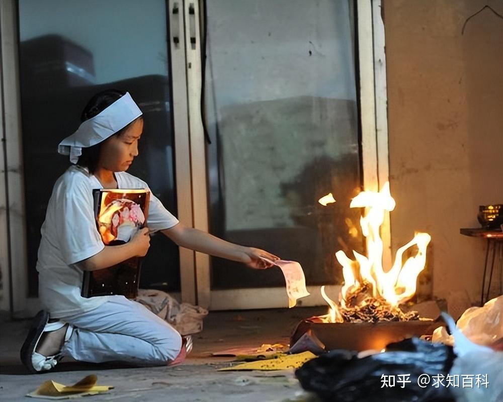 詭異的操作:人在死後會用棉花塞住口鼻和肝門,這究竟是為什麼? - 知乎