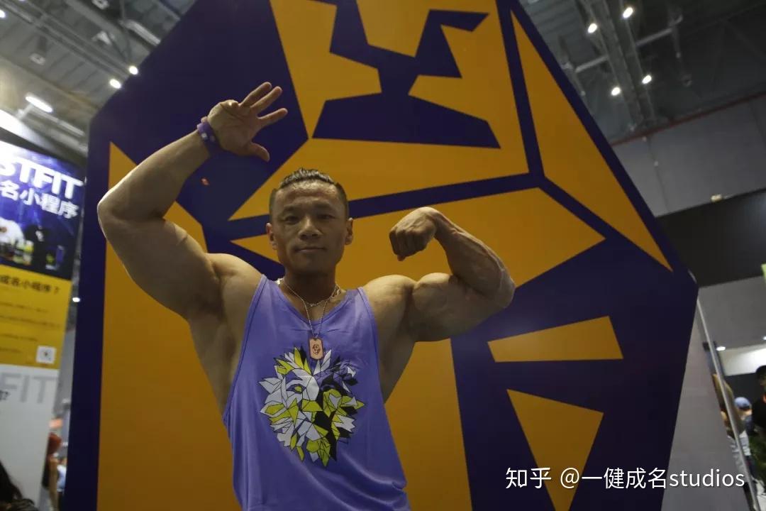 一健成名代言人67刘永君体育教育训练硕士毕业之后的10年私教之路