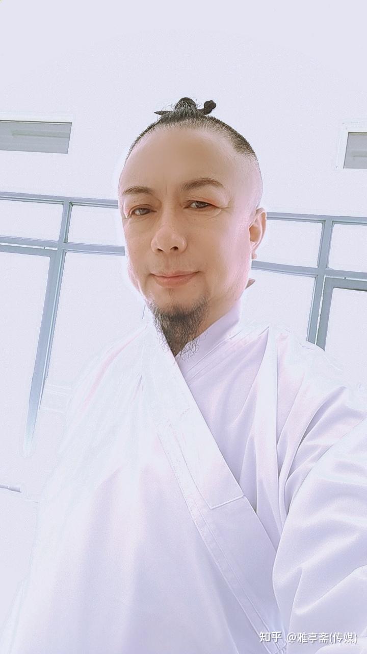 属于诗词,书法,国画,三栖艺术