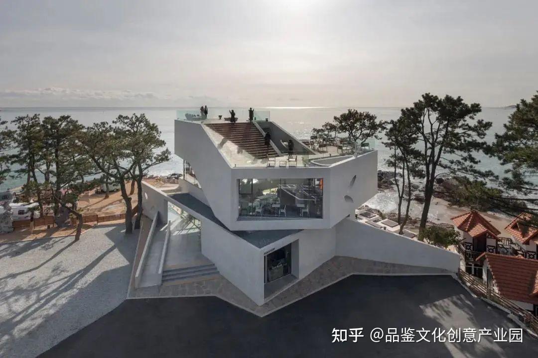 屋顶设计丨房顶越怪,设计越帅,全球30例屋顶 - 知乎