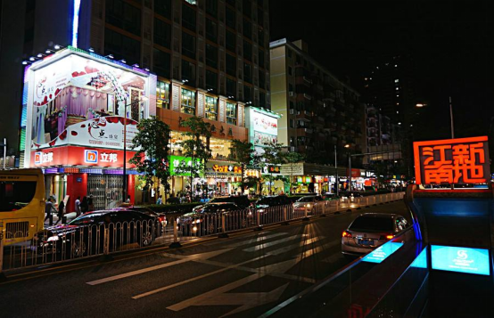 利用大数据获取广州江南西路商圈内用户画像住宅分布交通等数据