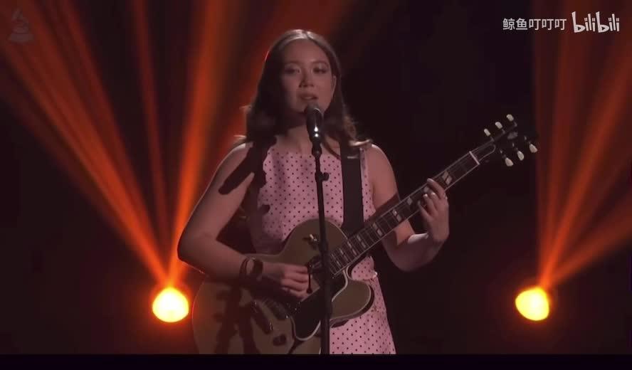 25岁华裔女孩玩音乐三年获格莱美她的父母做对了啥