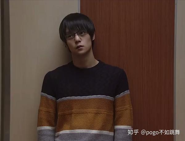 unnatural里面的眼镜小哥