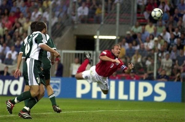 葡萄牙对英格兰2000_2000年欧洲杯葡萄牙vs英格兰_2000年欧洲杯葡萄牙vs法国