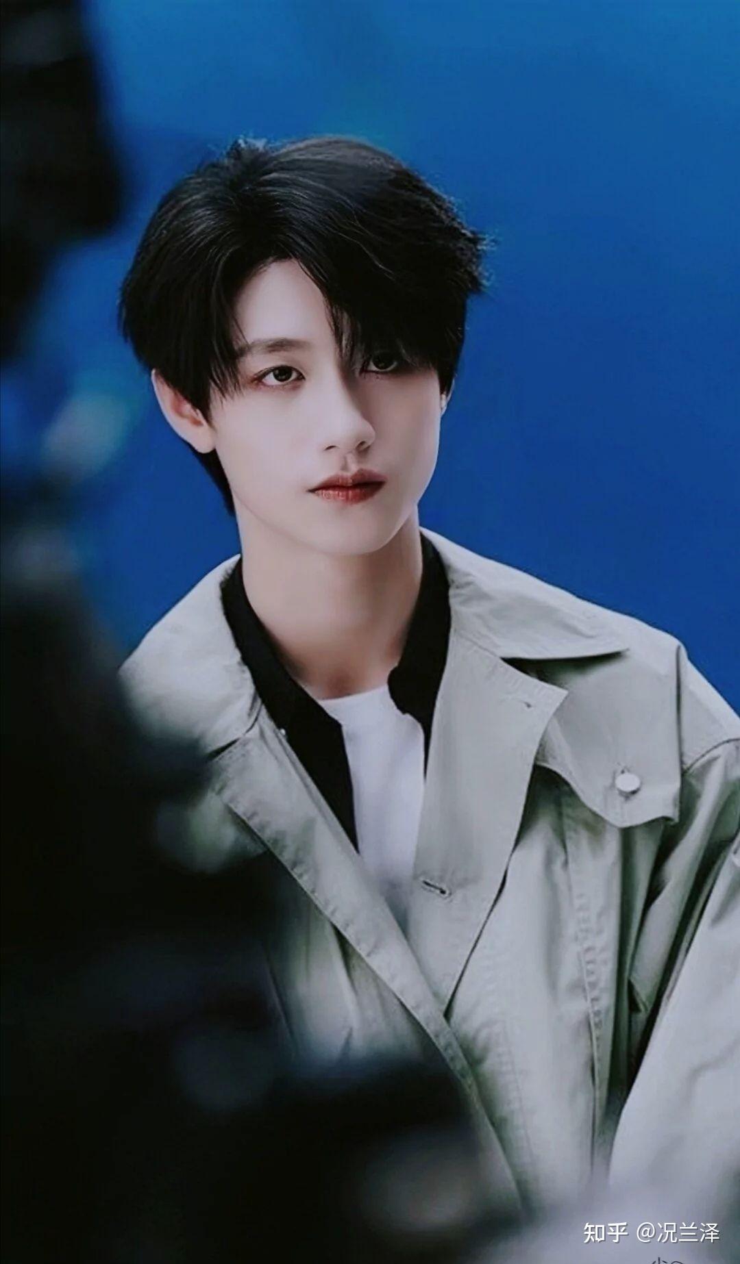 求朱志鑫无水印照片? - 知乎