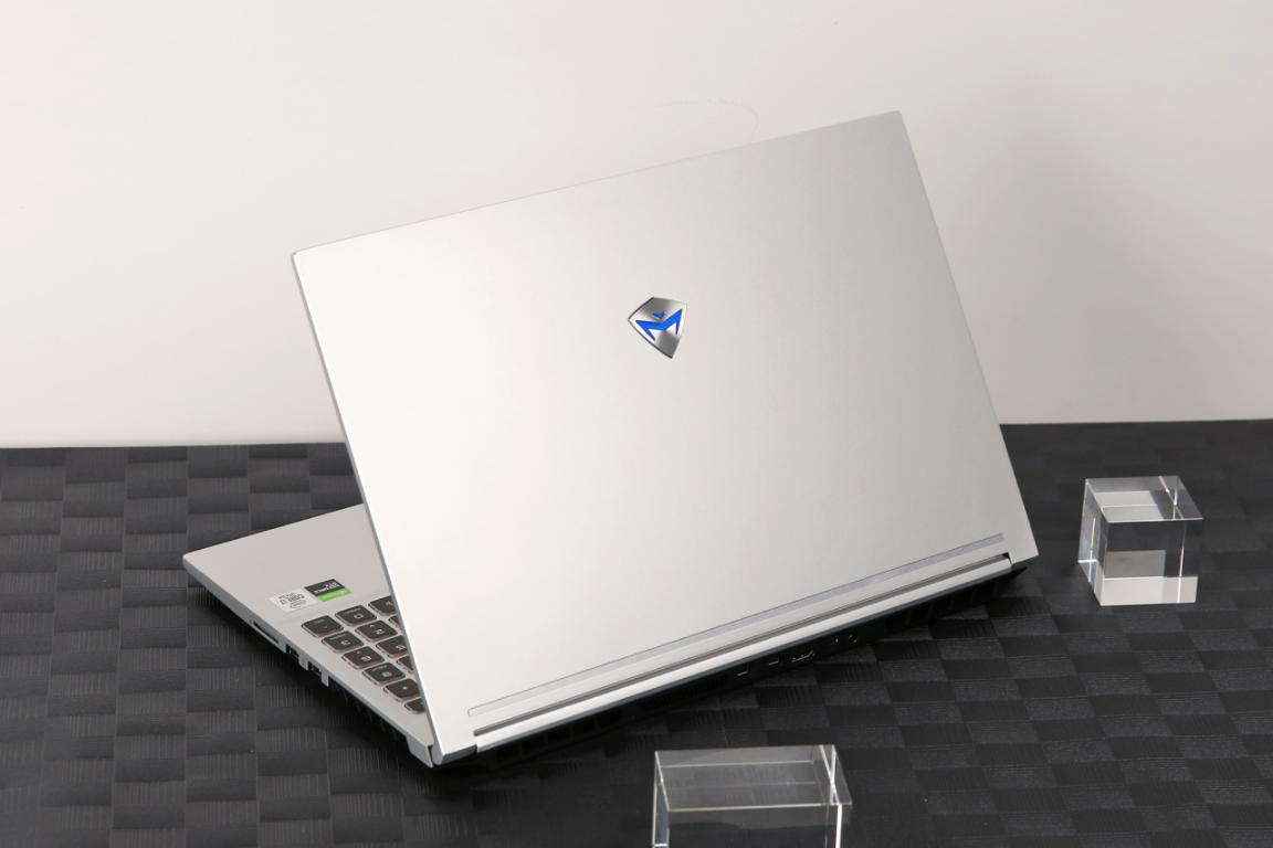 轻薄实力派机械师f117bpro游戏本系列全面评测