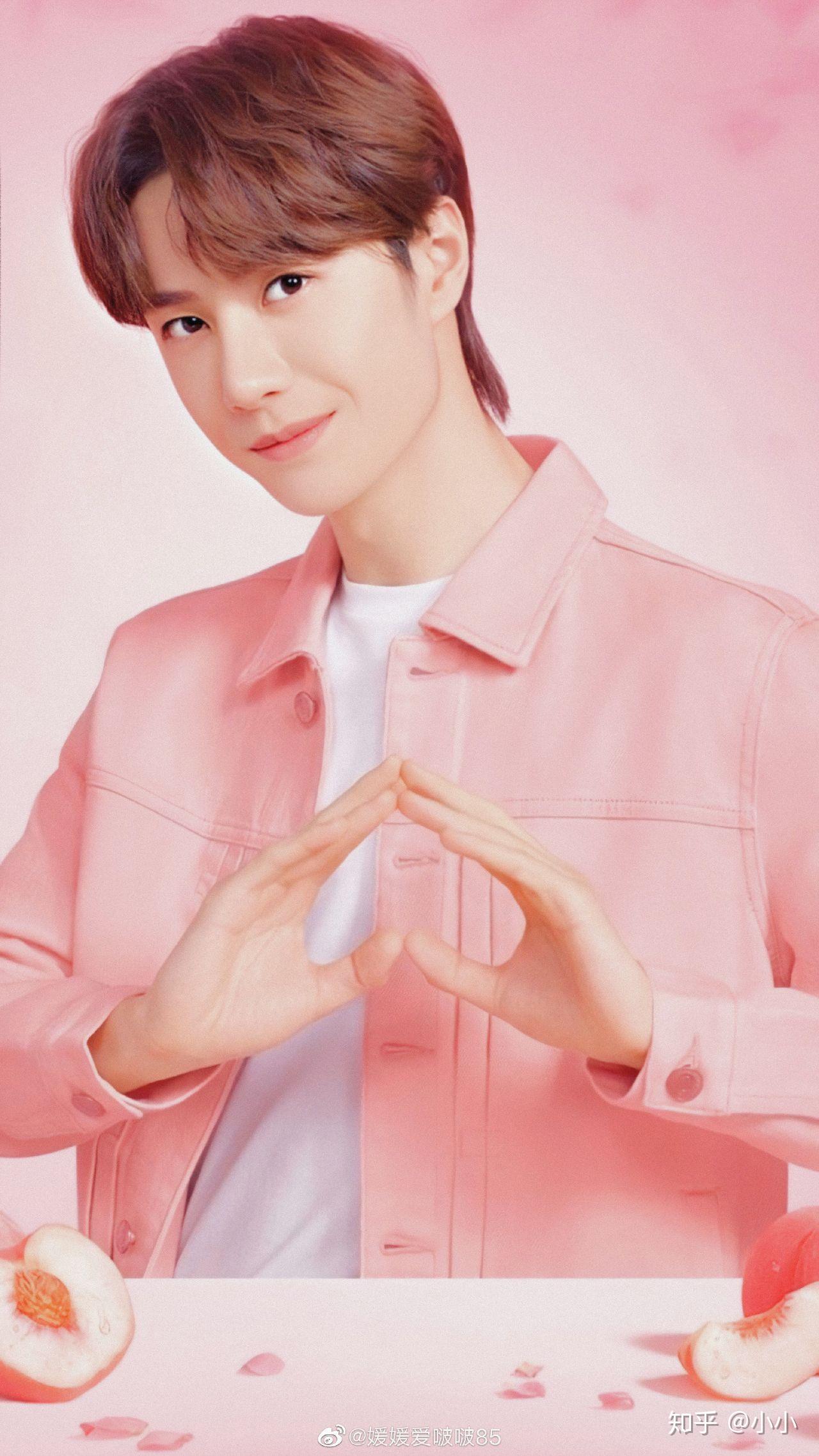 有没有王一博比心的图片呀