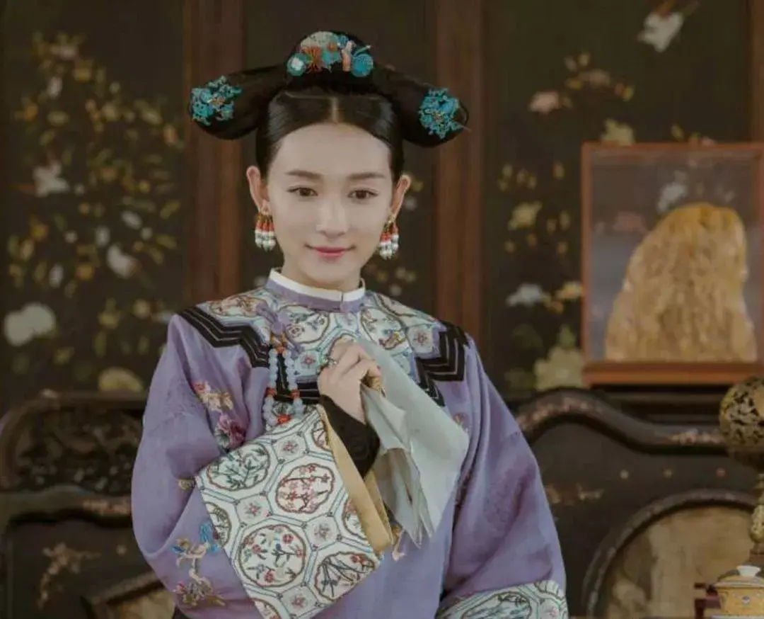 《延禧攻略》中李若宁饰演陆晚晚《如懿传》中于洋饰演陆沐萍颖嫔颖嫔