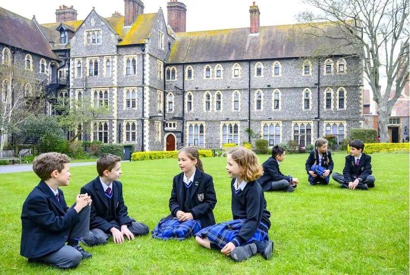 sg/06布莱顿学院   brighton college(singapore)学费:sgd3.