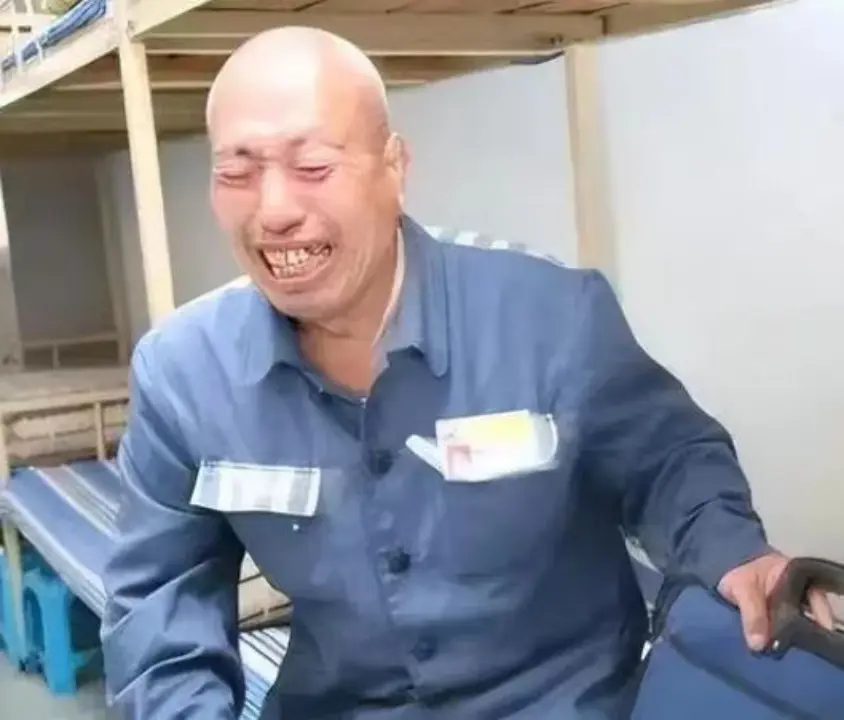 在狱中痛哭的赵作海