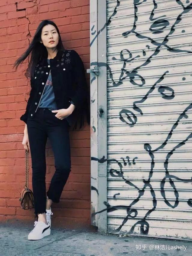 技巧一:剪刀腿大法