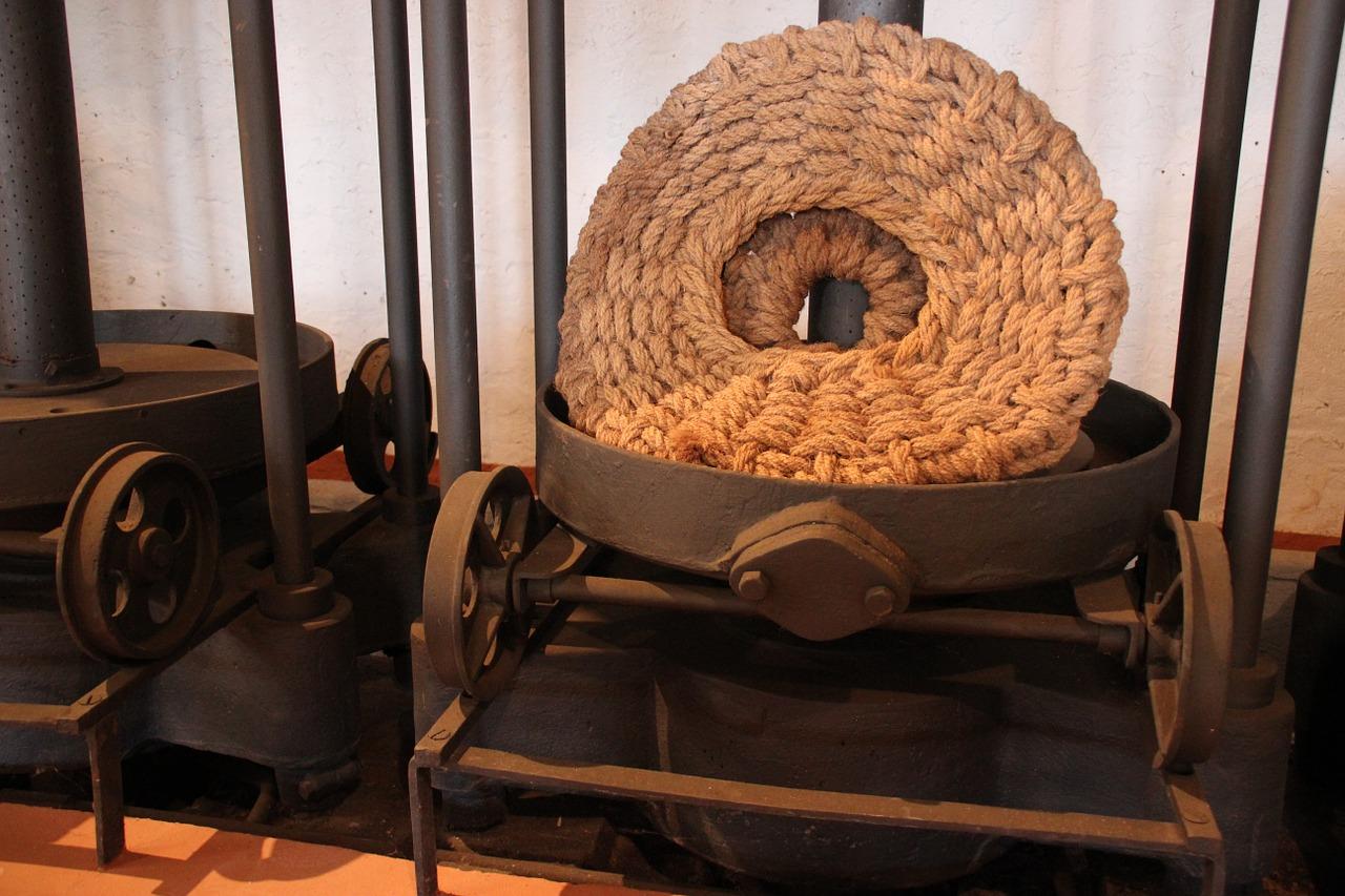 橄榄核雕刻工艺