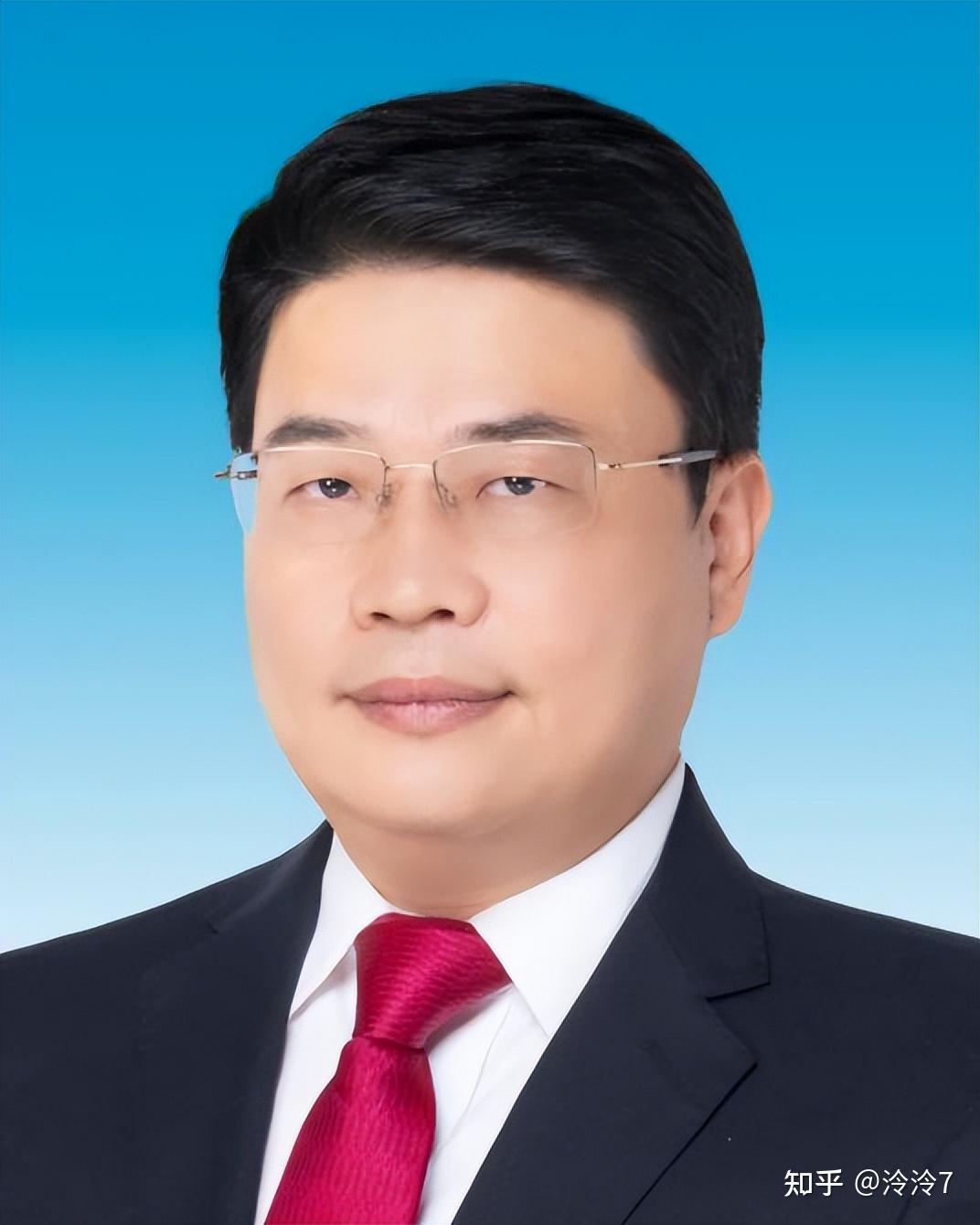 现任福建省三明市委常委,宣传部部长.