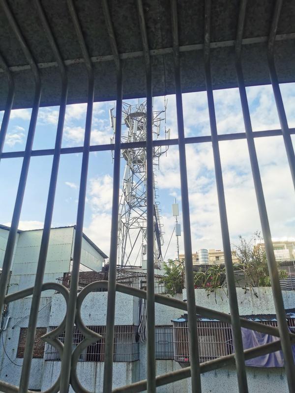 信号塔的安全距离是多少 知乎