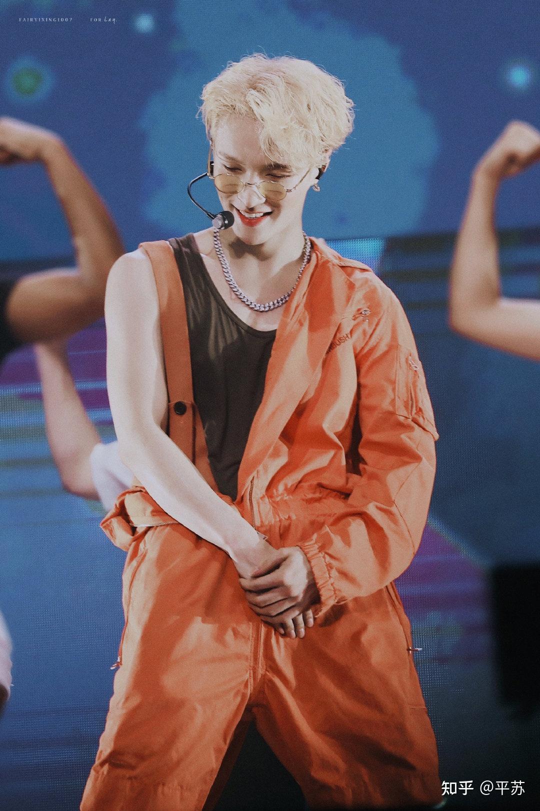 ck为什么对张艺兴那么好?