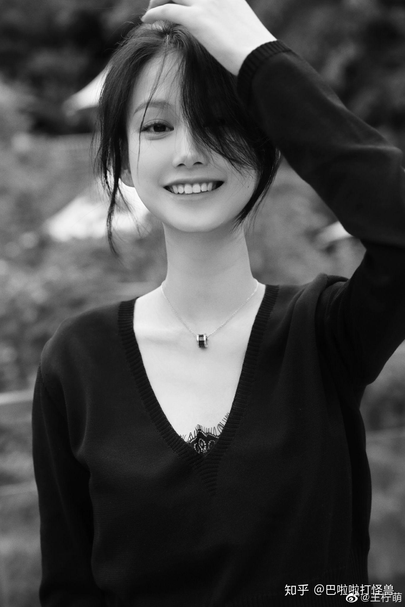 怎么评价网红王柠萌