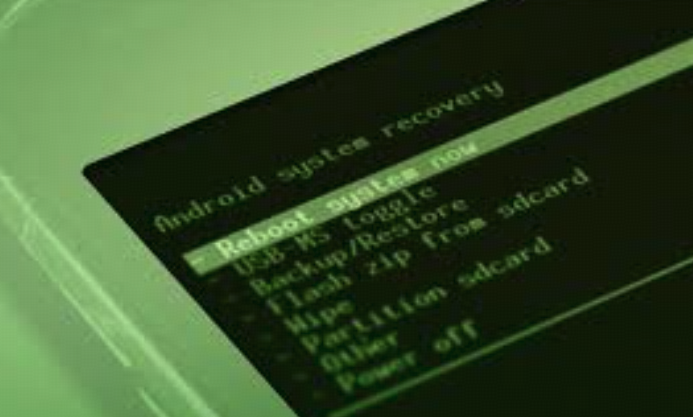 2026年了，你还会在主力安卓机上刷机么，比如 lineage os 等等?