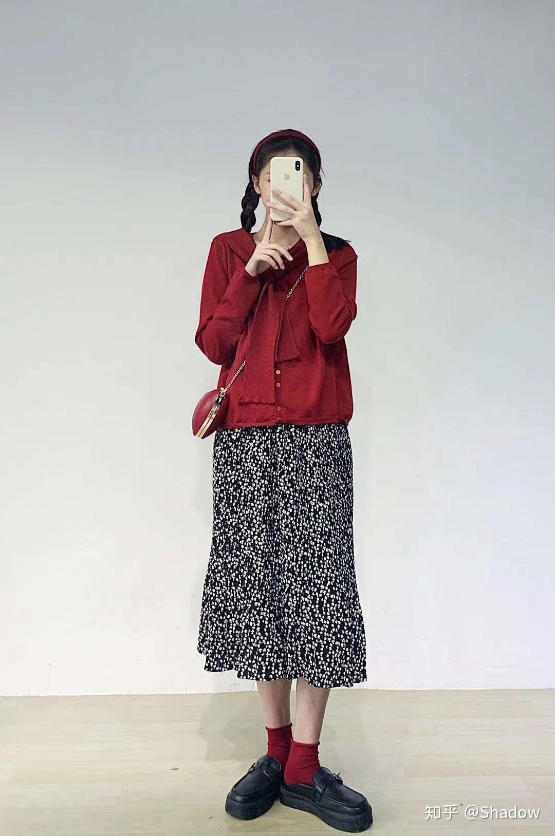 慵懒风穿搭夏季小个子 v2-6eccb3b765c3165e1564466dbd758fc8_r.jpg