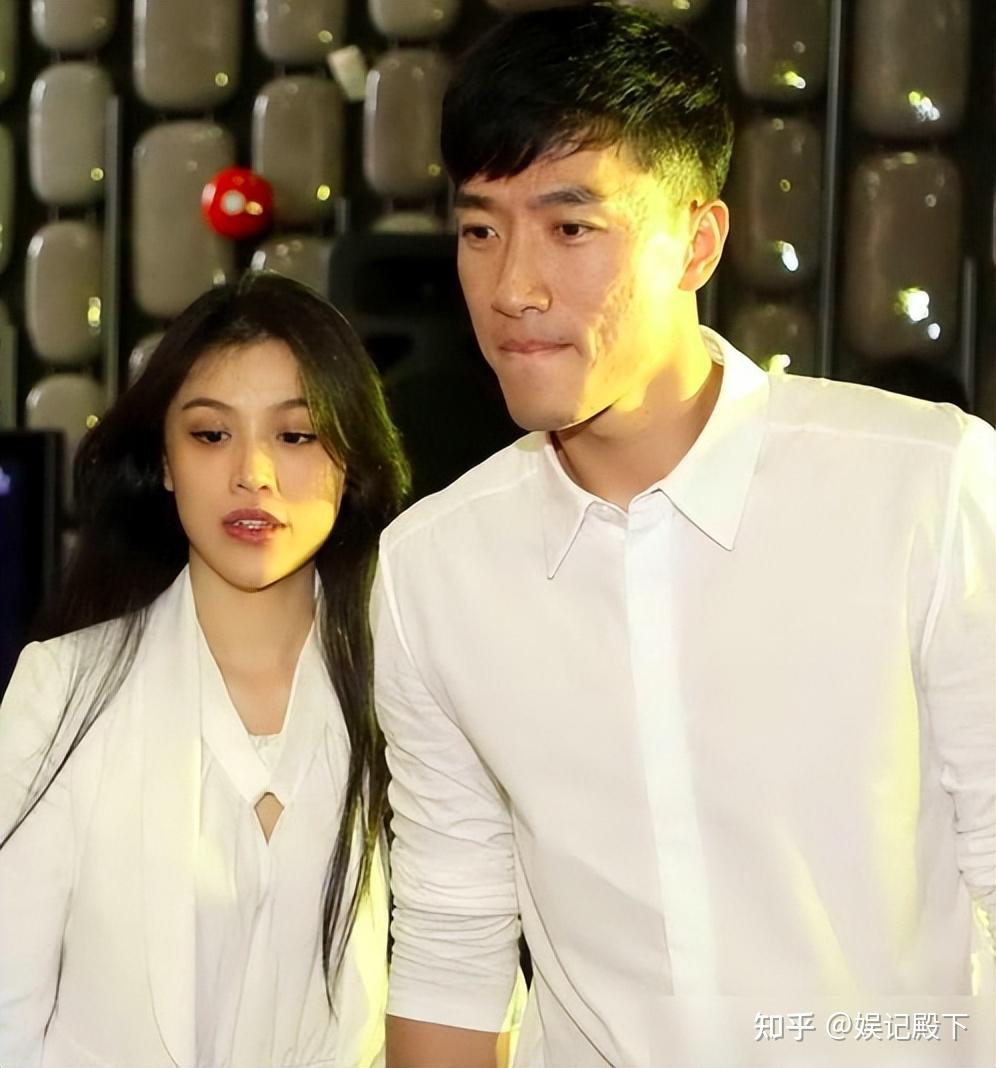 葛天直播被逼到破口大骂,罕见发怒诅咒挑事者,反被群众骂没素质