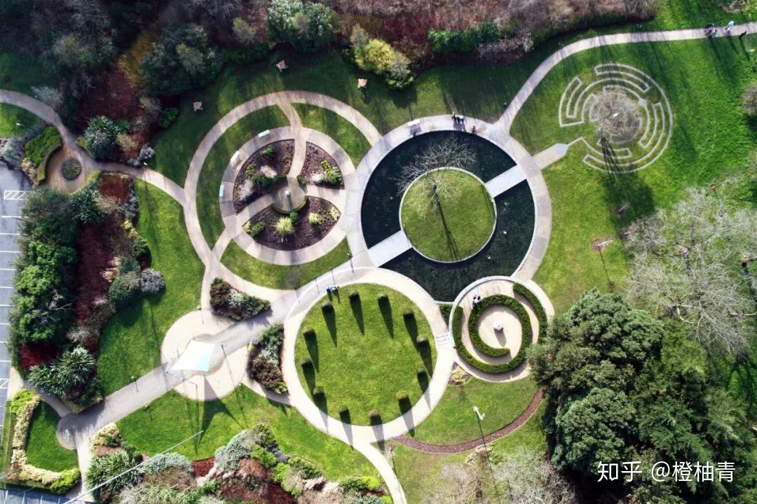 重庆春之秋园林设计对比和汇澜庭景观设计浅析庭院植物设计空间营造
