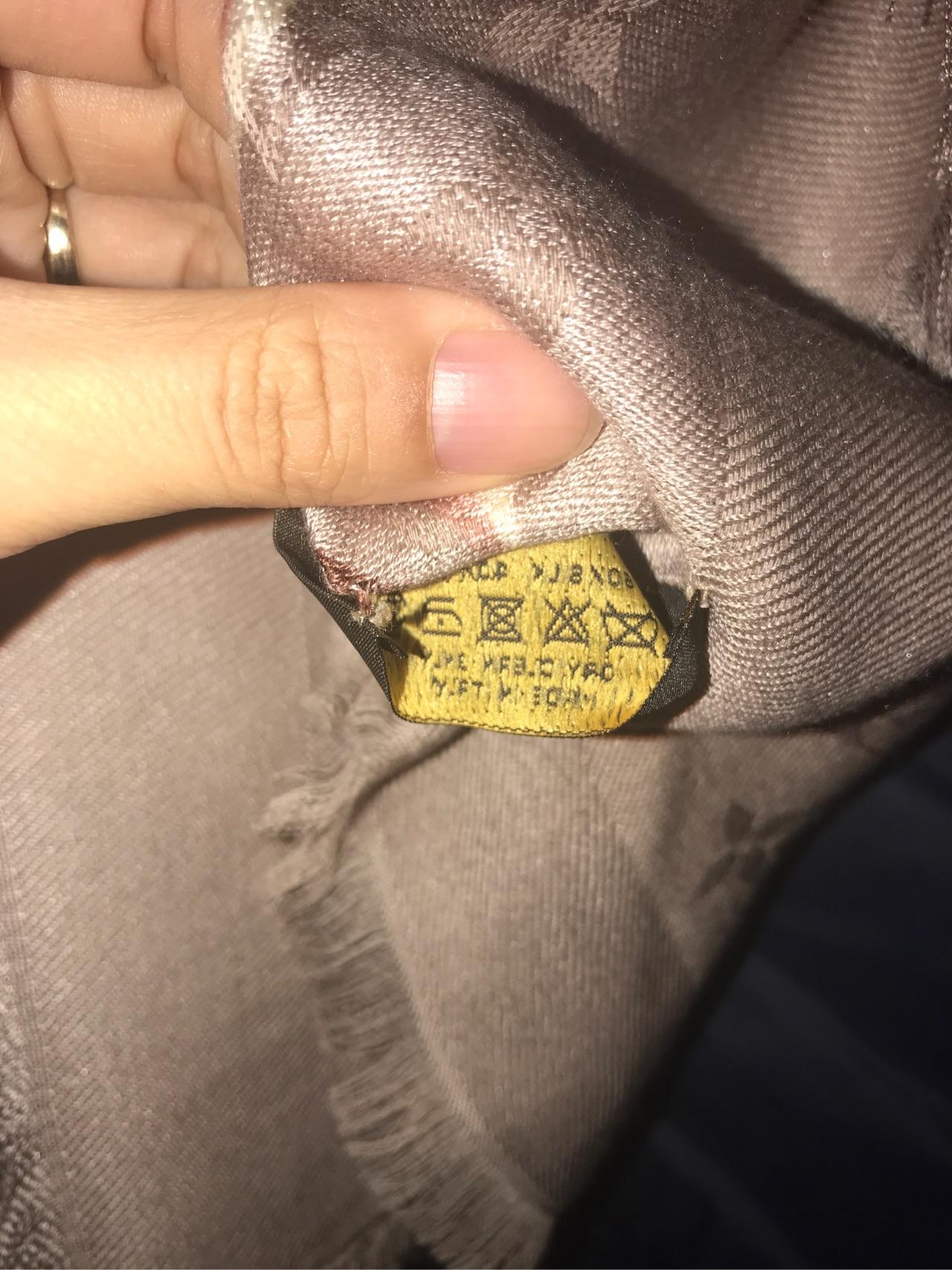 lv围巾水洗标疑问