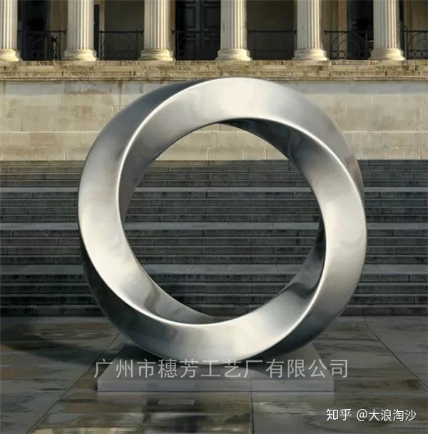 不锈钢雕塑工艺品需要抛光的原因