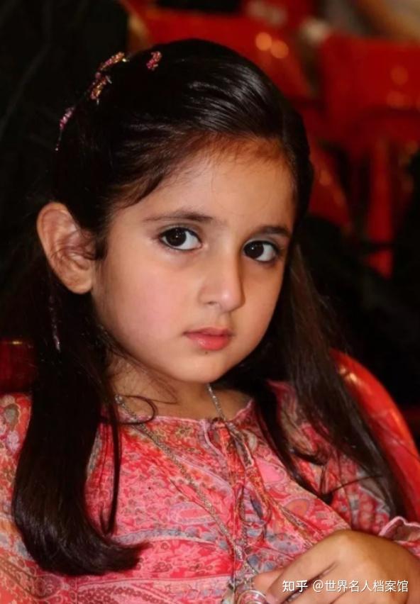 萨拉玛迪拜第一美女世界最美公主被迫沦为父亲联姻工具