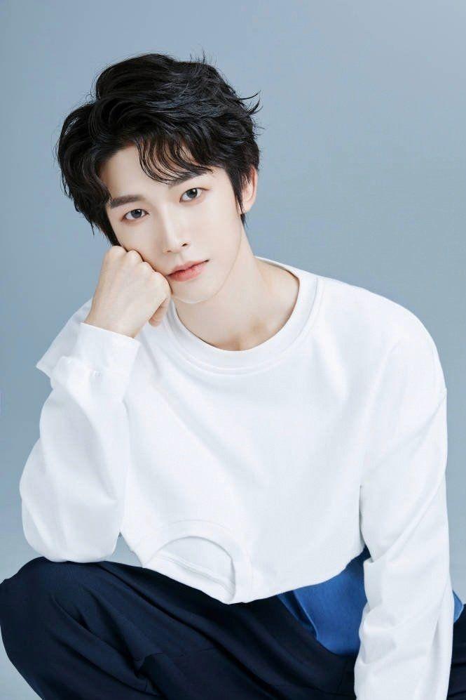 如何看待有些人说刘宇是冷白皮?男艺人不化妆就是邋遢吗? - 知乎