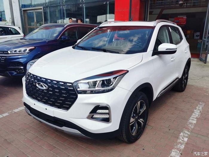 2020款瑞虎5x在外观的造型上上有了全新的改变,车头前脸部分采用了更