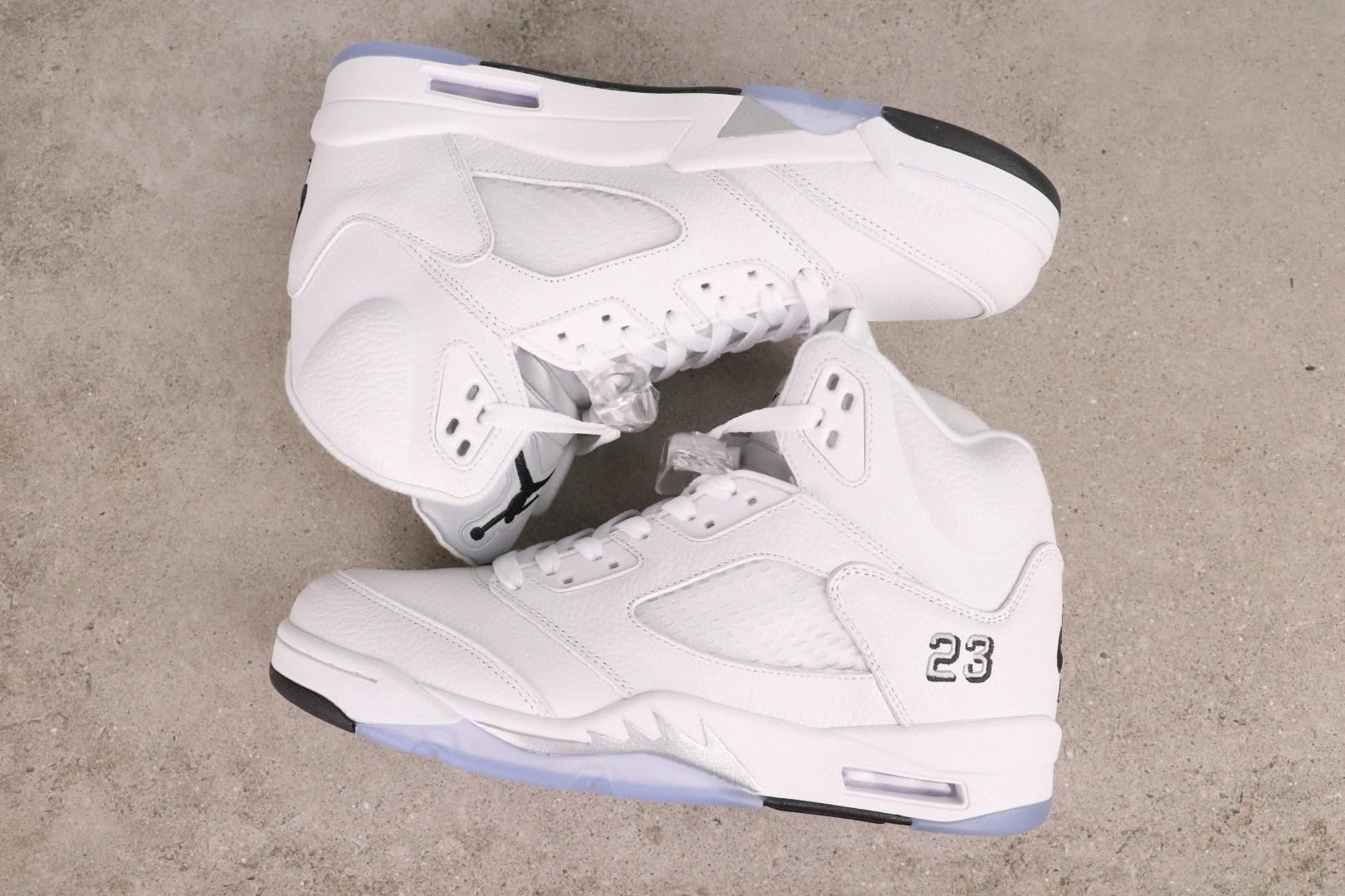 乔丹 Air Jordan 5 Retro White Metallic AJ5 白银金属复古纯原篮球鞋 - 知乎