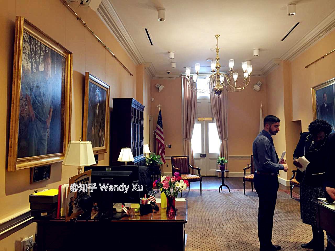 在美国议员办公室实习是一种什么样的体验 ?- boston state house