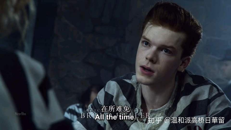 《哥谭》里的杰罗姆有一句话"只要有一天不满,每个人都有可能被逼疯.