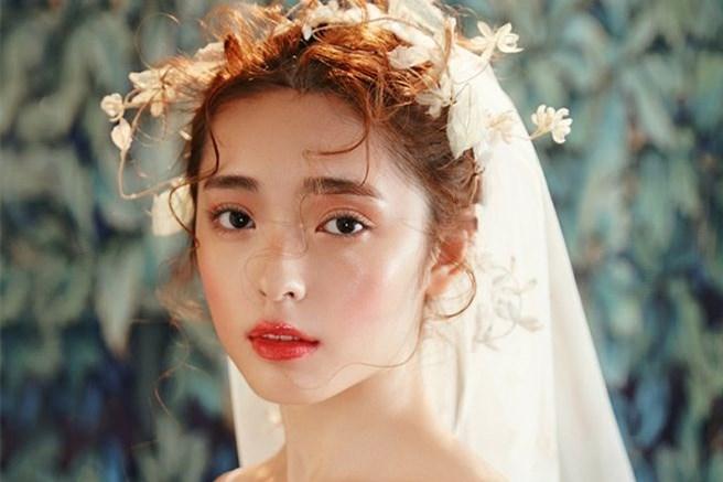 如何选择适合自己的妆容 v2-6faa5ee6e20e72ef898a43945f101f48_r.jpg