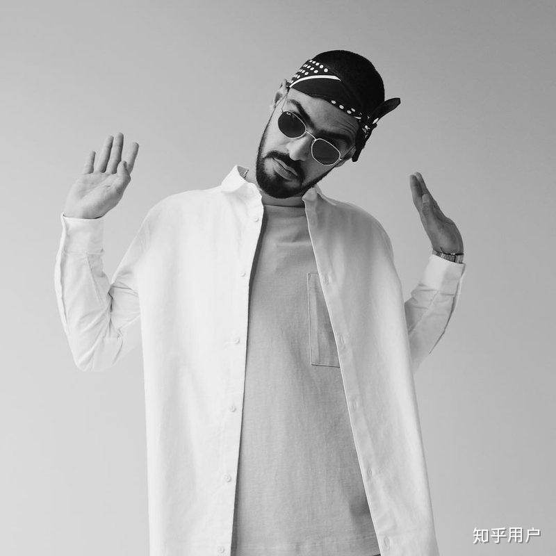 有人有俄罗斯歌手miyagi的照片嘛感觉一直不能有很多他的资料谢谢您们