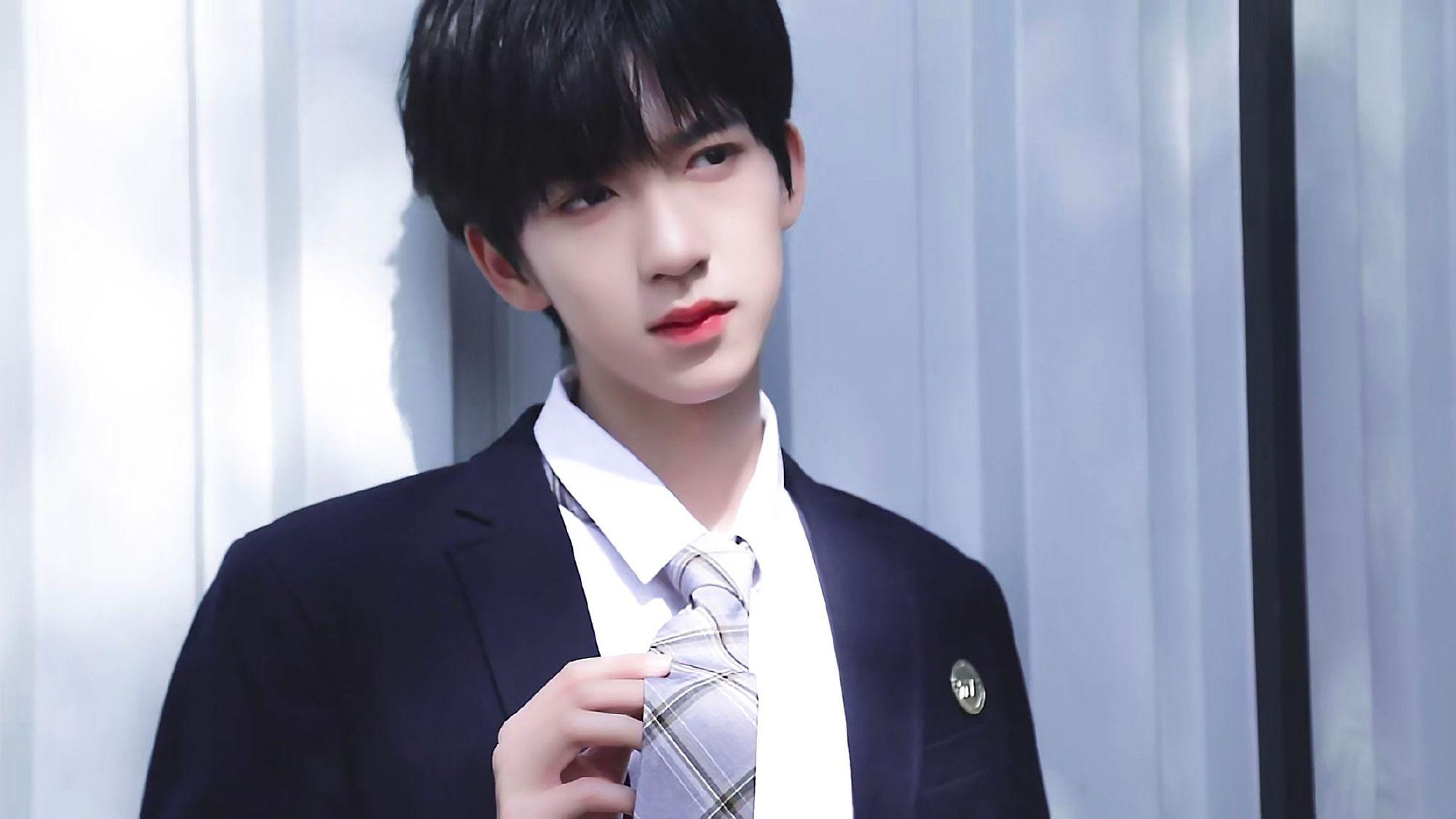 有没有贺峻霖的神图? - 知乎