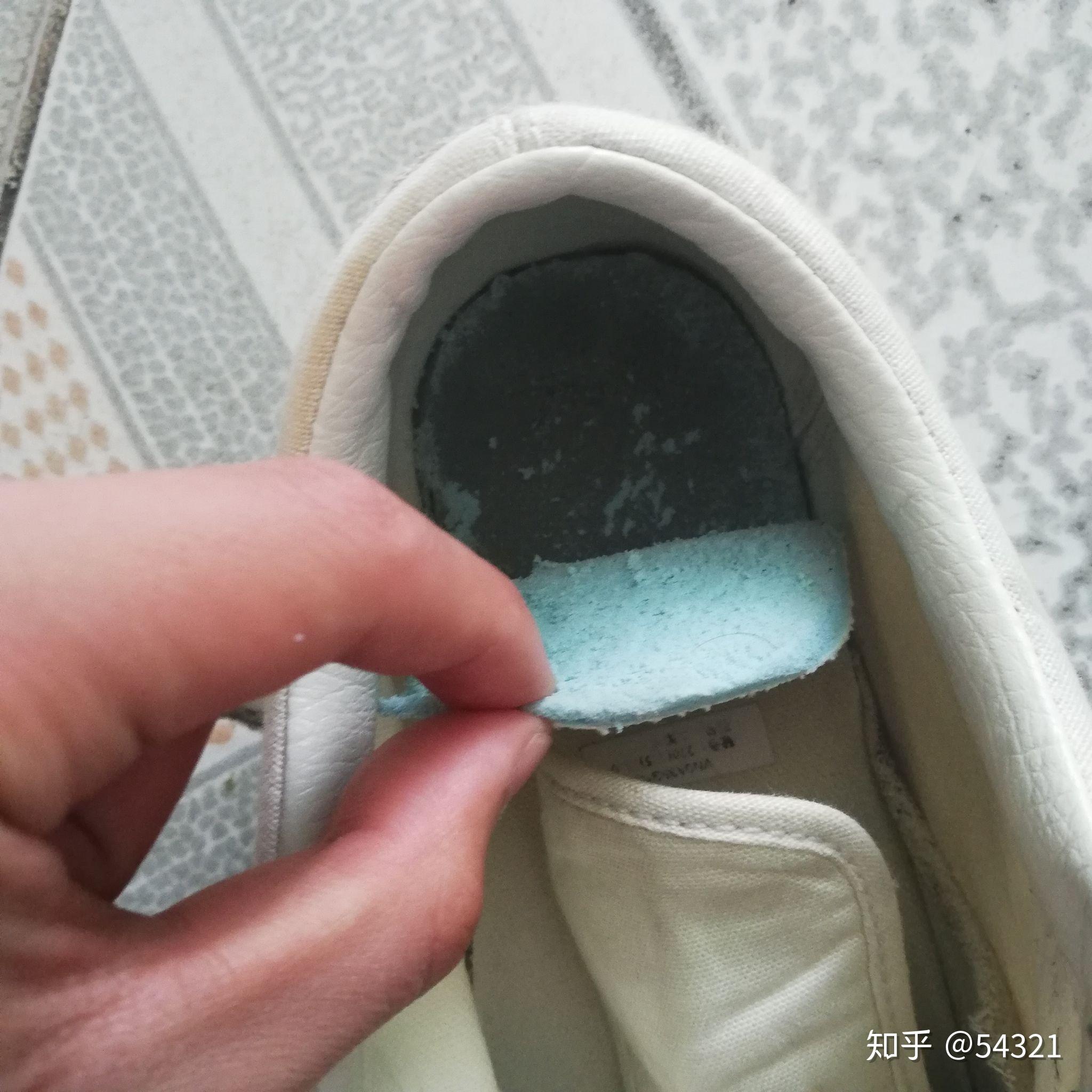 vans放久了鞋垫都分开了怎么修复