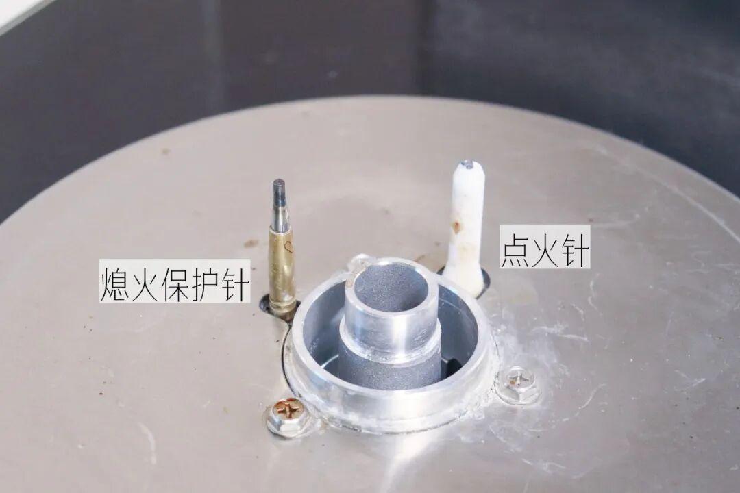和售后斗智斗勇后,我发现80%的燃气灶故障,都可以通过两根针解决
