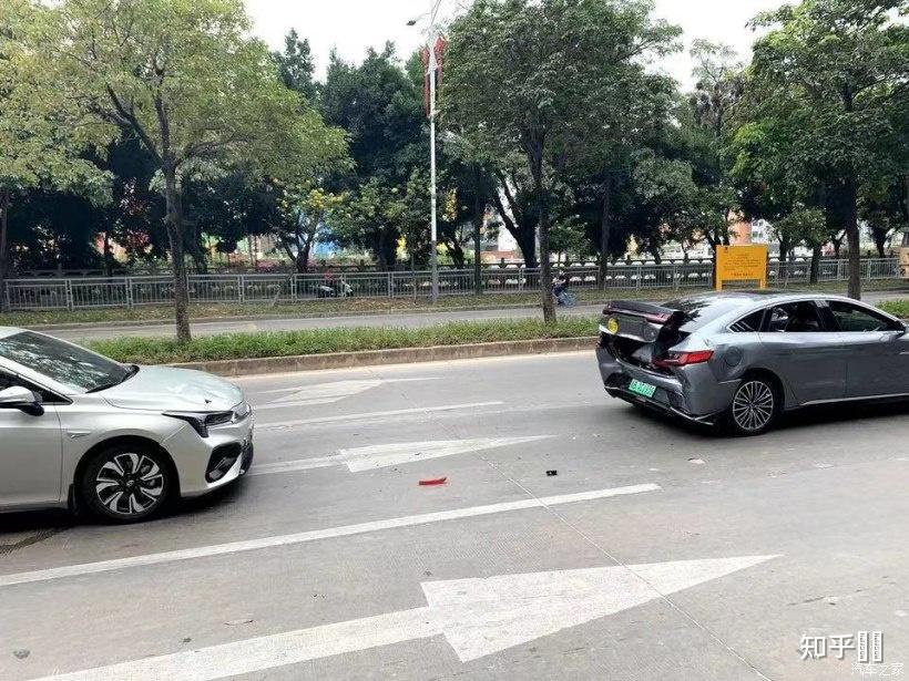 怎么看大飙车大冰块拆解比亚迪汉我即将购买比亚迪的车真的像他说的