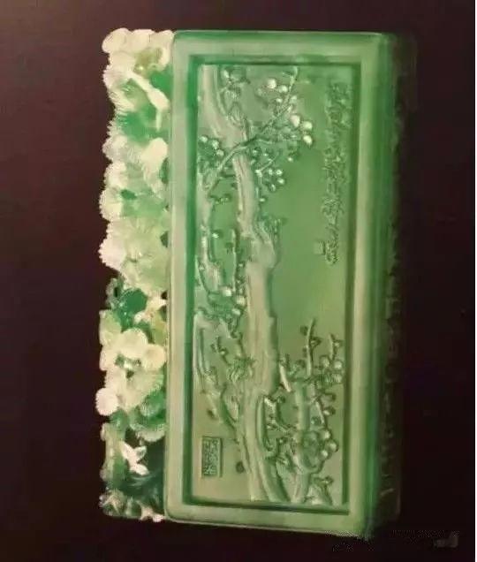 高端翡翠赌石大玉王最后一片料一千万不肯卖雕出成品获神工奖