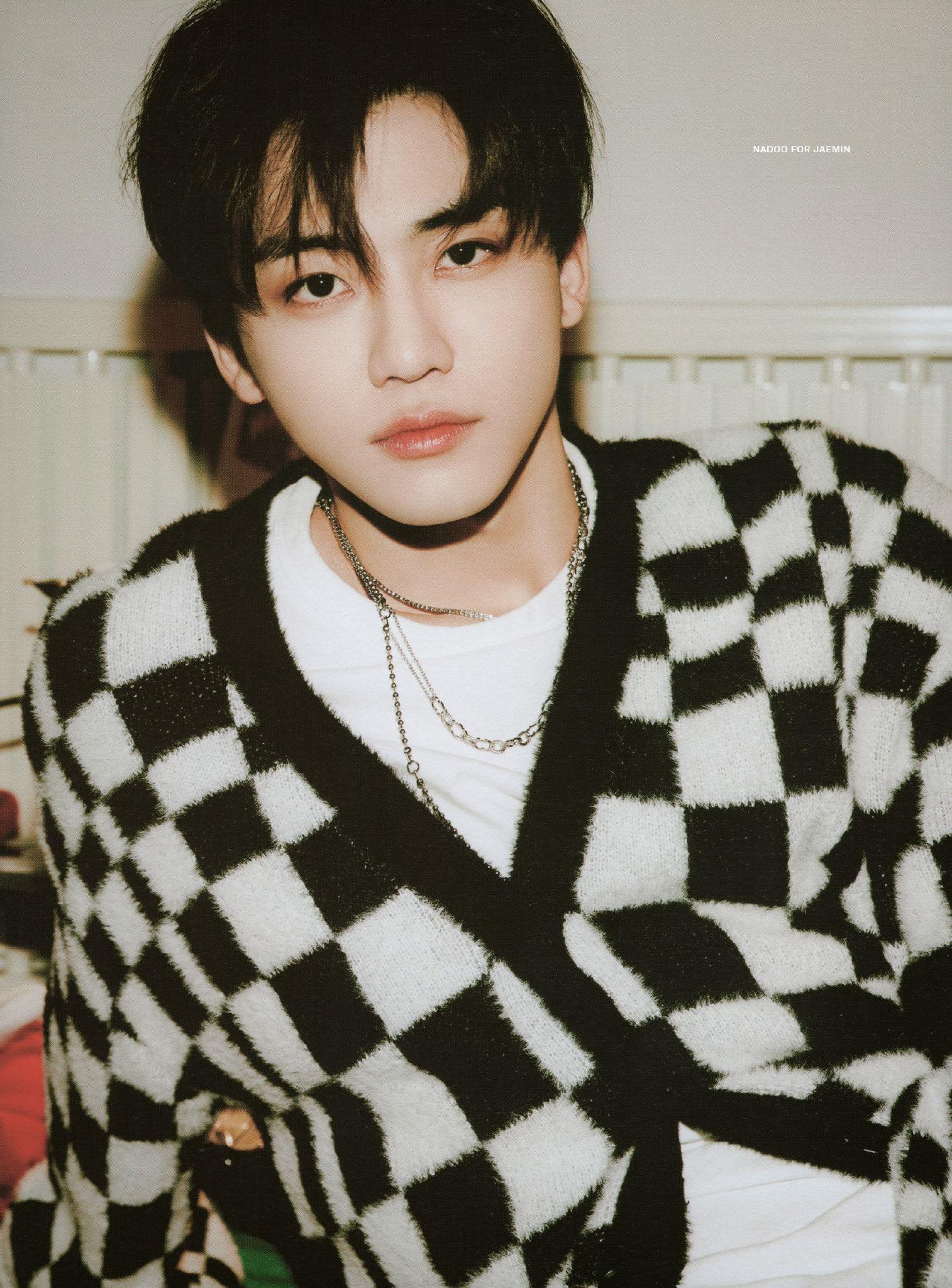 求图 有没有nct罗渽民的神图 来吧球球各位姐妹拿图砸死我?