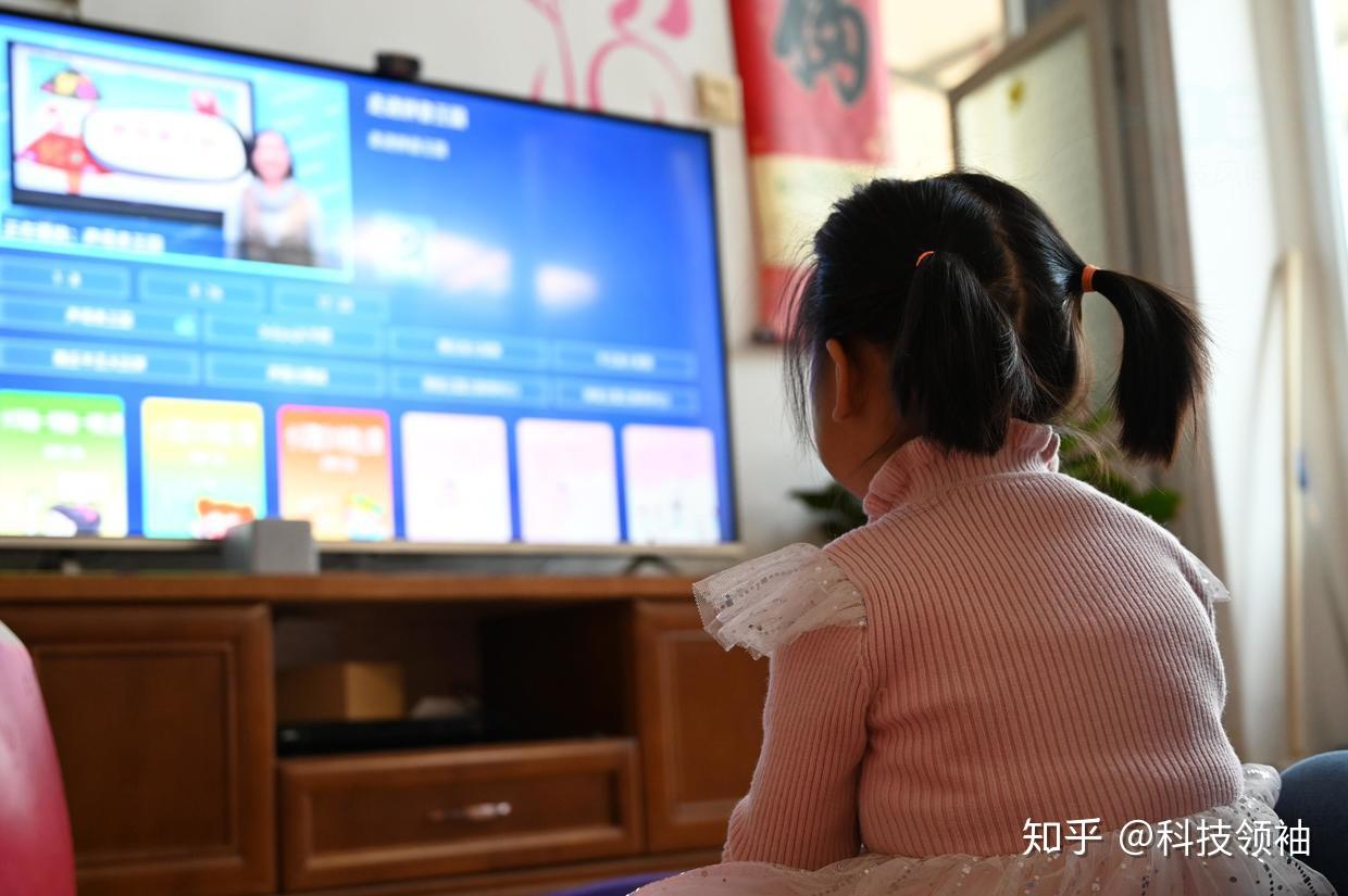 在家畅学优质内容小学生的升级利器学播播网课终端体验
