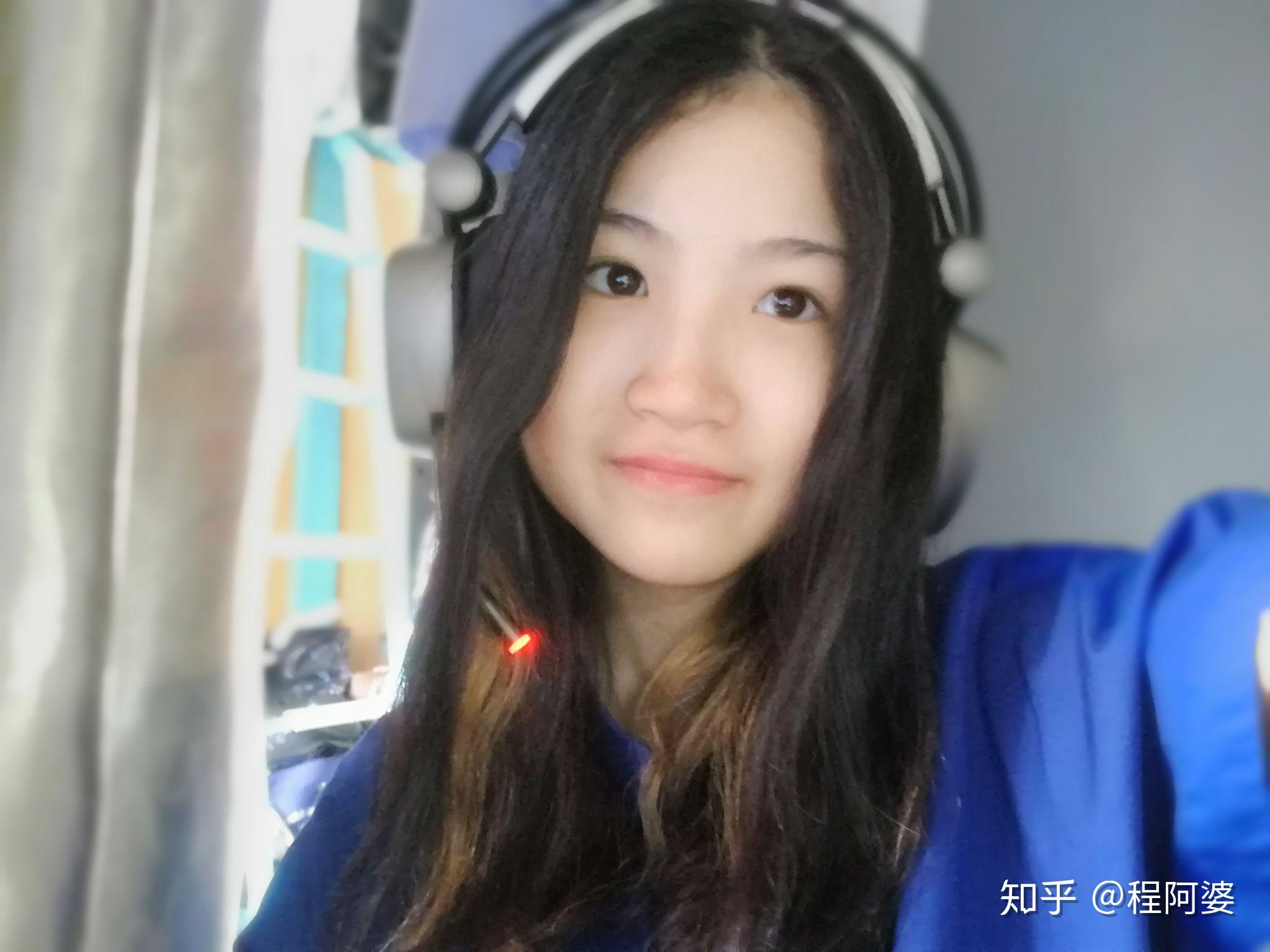 如何判断社交平台朋友圈的女生自拍照和真实样子的差别,怎让通过照片