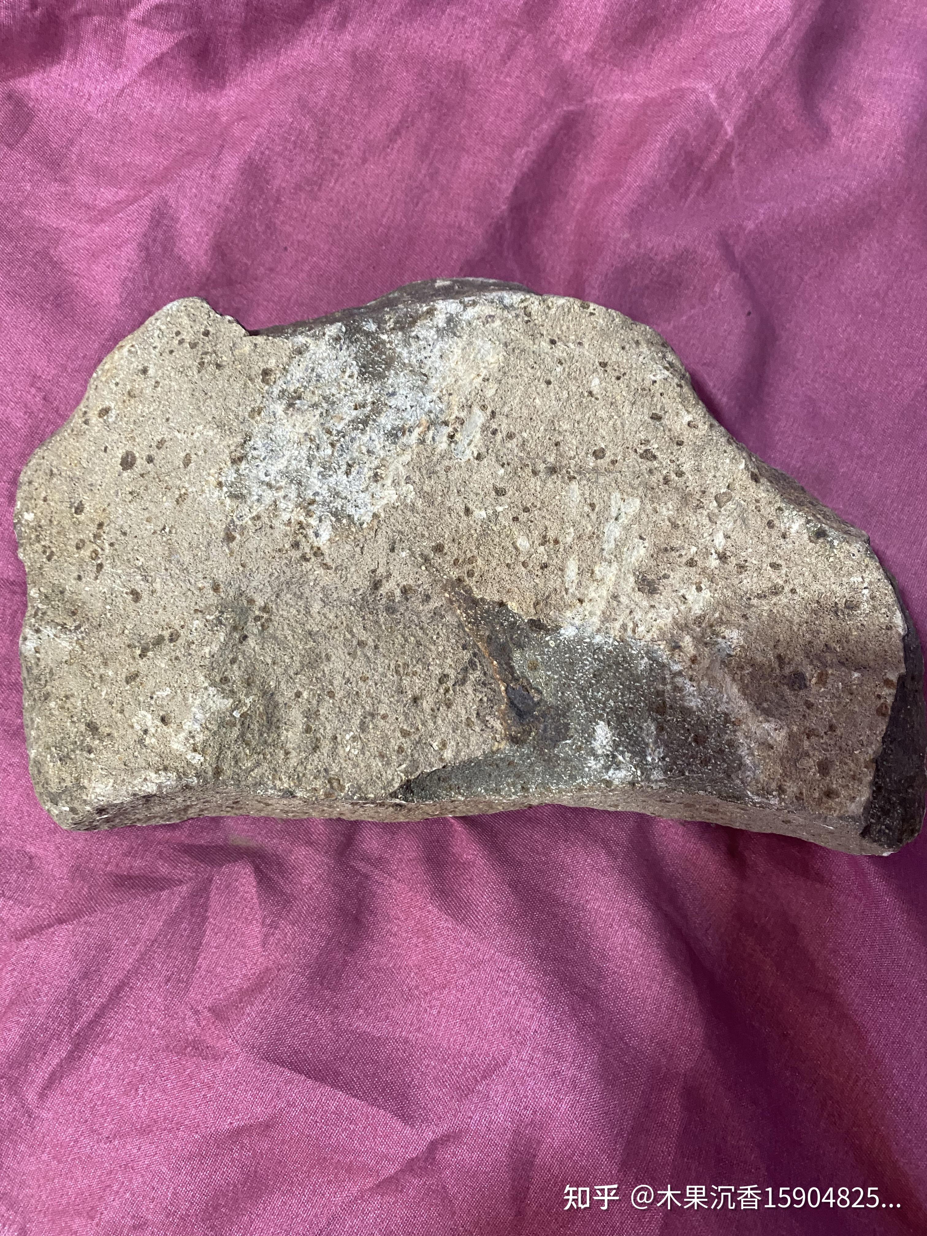 说说内蒙古突泉县石陨石六十五