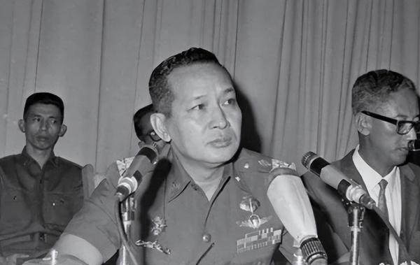 世界级巨贪苏哈托:统治印尼30年,贪污300亿,死后却被印尼国葬 - 知乎